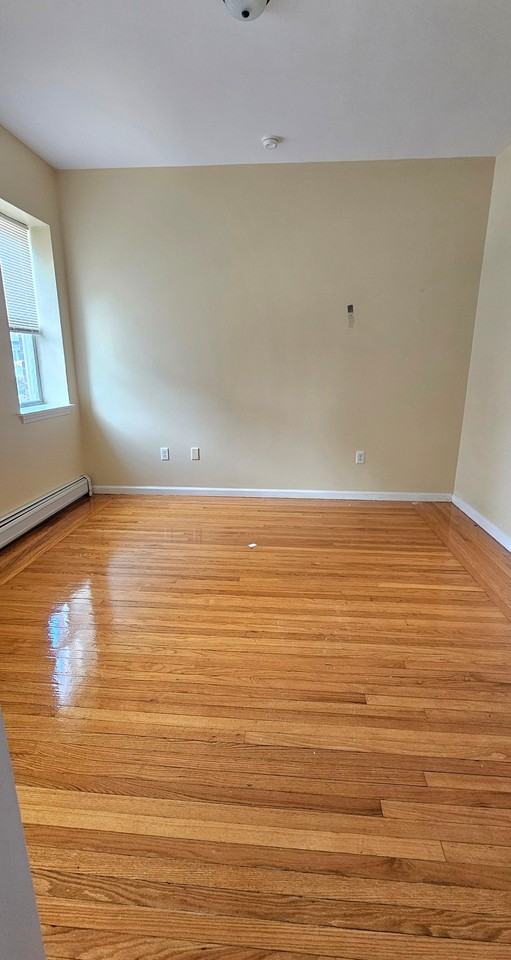 312 Edgewood Ave #E1 - Photo 5 of 10