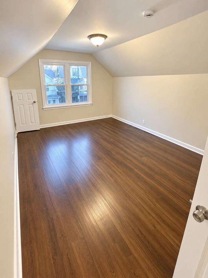 129 Maple Ave #3 - Photo 2 of 5
