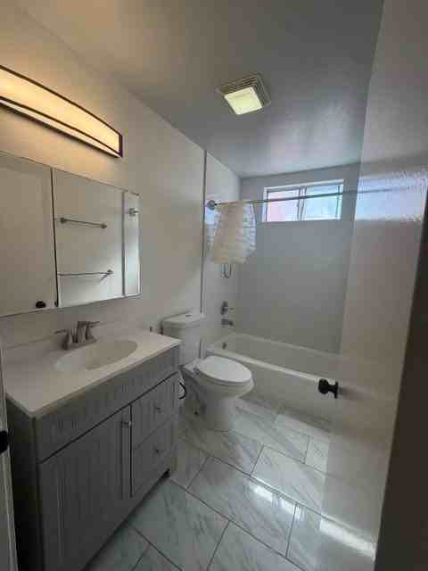 720 N Eucalyptus Ave #106 - Photo 4 of 6