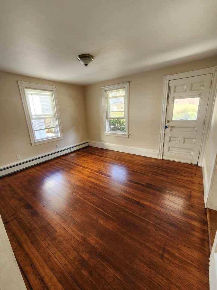 270 Mendon Rd #1 - Photo 3 of 6