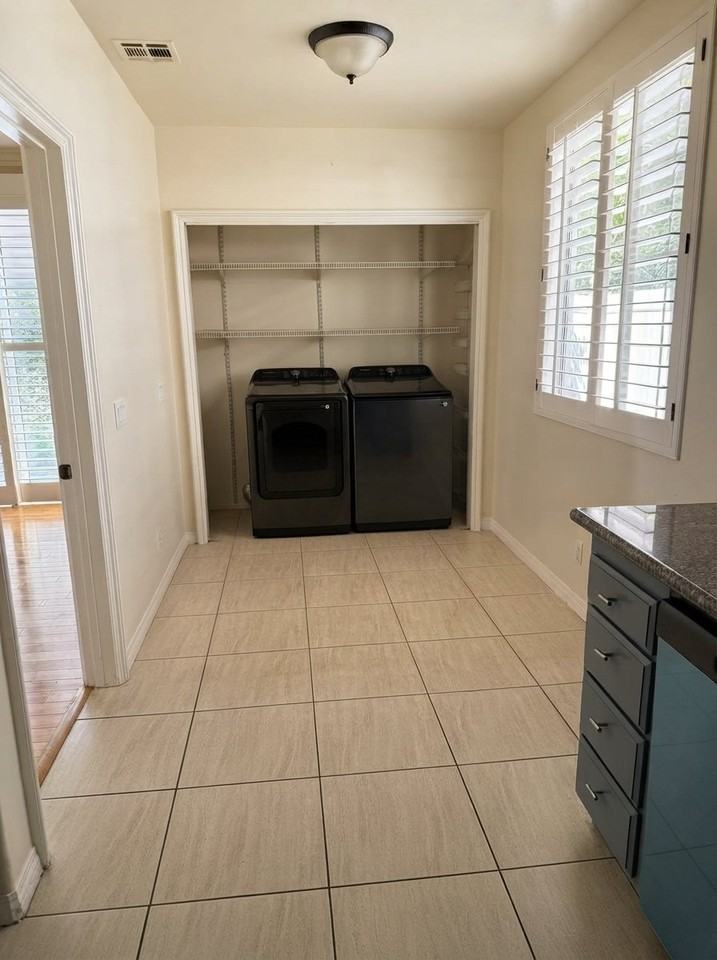 339 California St - Photo 7 of 20