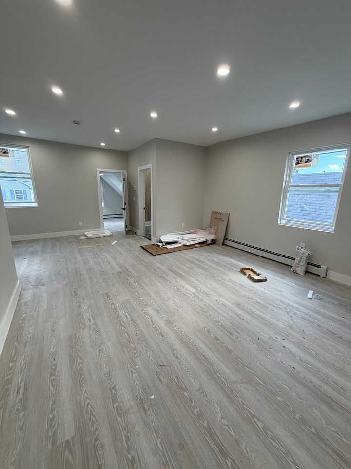 27 N Burnett St #3 - Photo 3 of 6