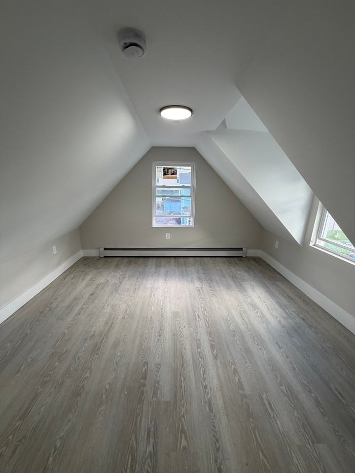 27 N Burnett St #3 - Photo 5 of 6
