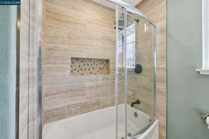 21 Mcclarren Ct - Photo 7 of 12