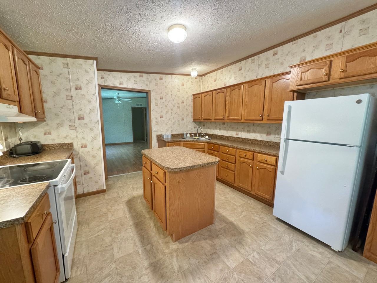 130 Powers Drive Ln - Photo 4 of 18