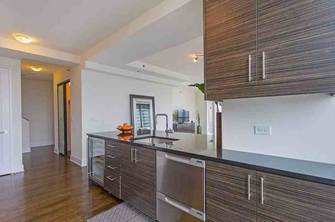 678 W Wayman St - Photo 5 of 16
