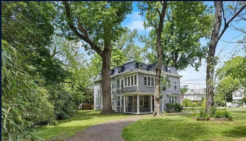 117 E Walnut Ave #F - Photo 2 of 18