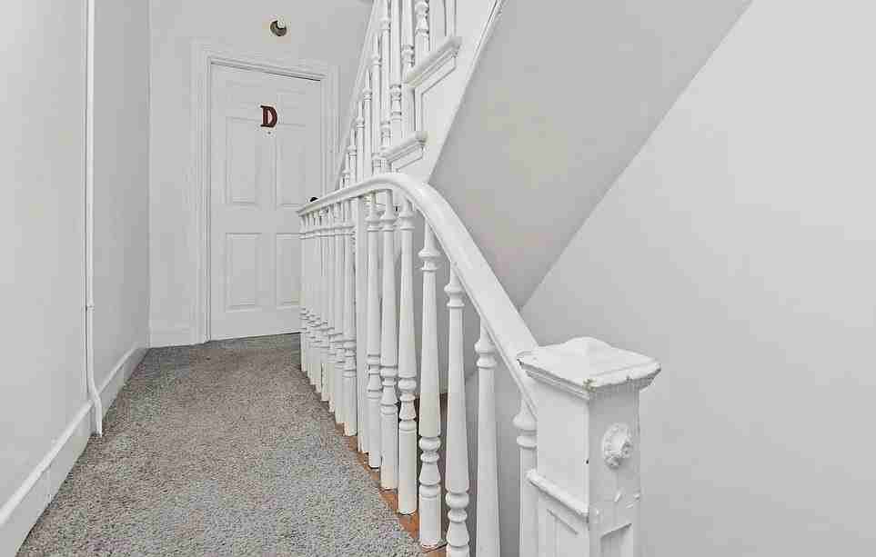 117 E Walnut Ave #F - Photo 5 of 18