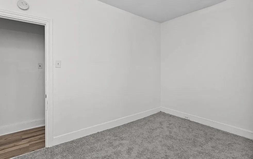 117 E Walnut Ave #F - Photo 6 of 18
