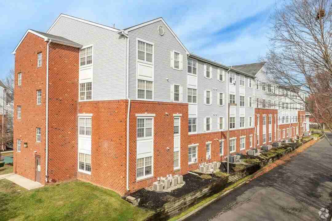 2101 Reamer Dr #1