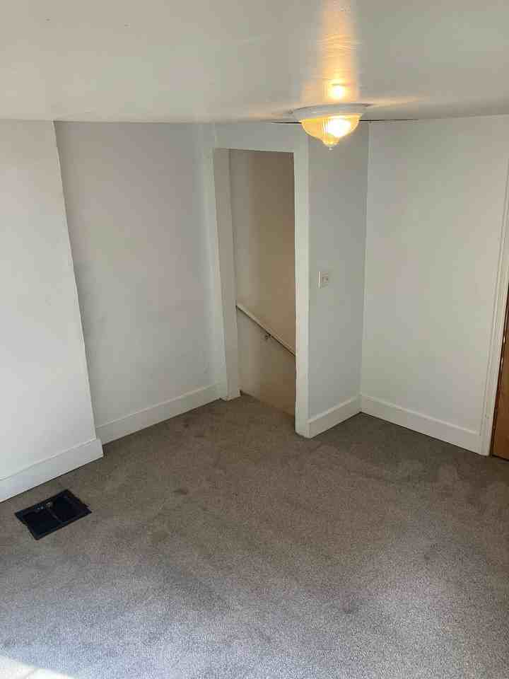 2215 E 12th St #2215 - Photo 5 of 8