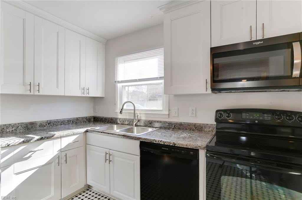 2220 Windom Pl - Photo 5 of 27