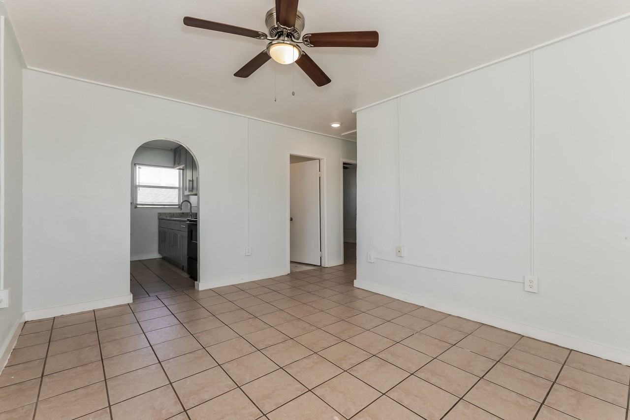 315 D StreetUnit 1 #1 - Photo 5 of 14