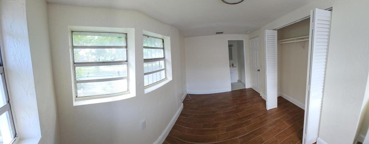 314 Ne 5th St #1 - Photo 6 of 14