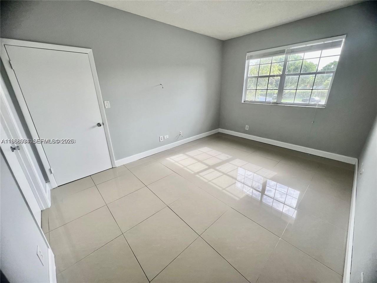 1477 Sw 24th Ct #1477 - Photo 5 of 8