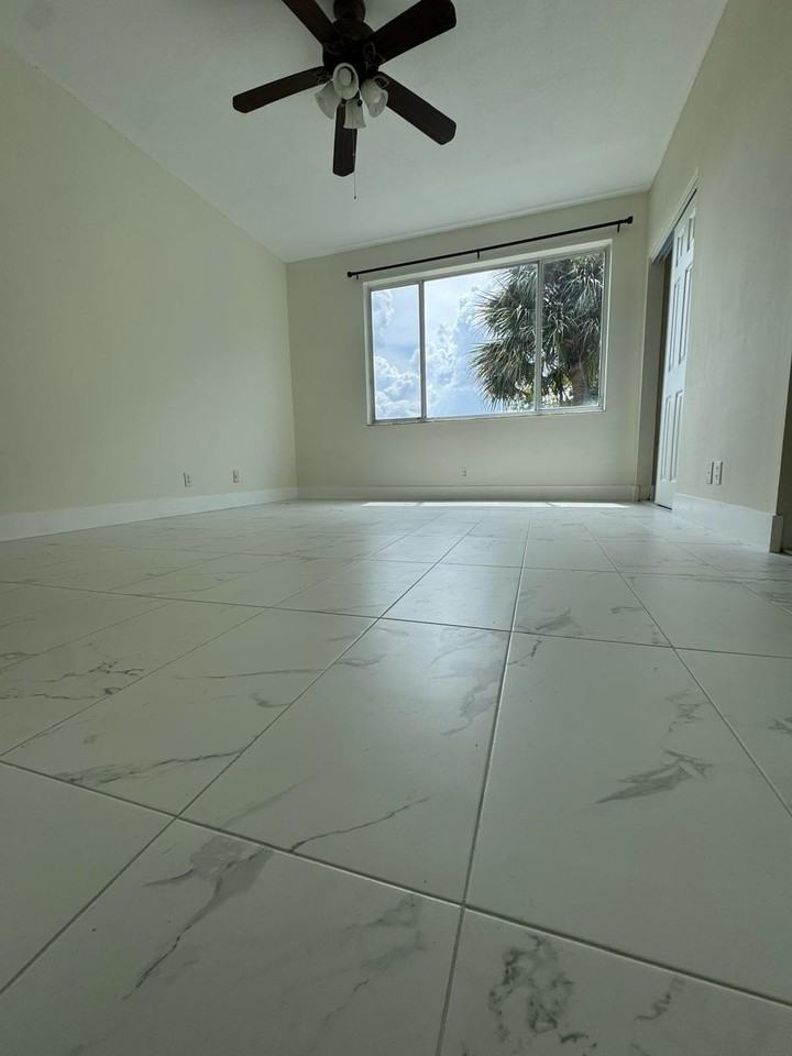 5444 Jubilee Way #216 - Photo 7 of 13