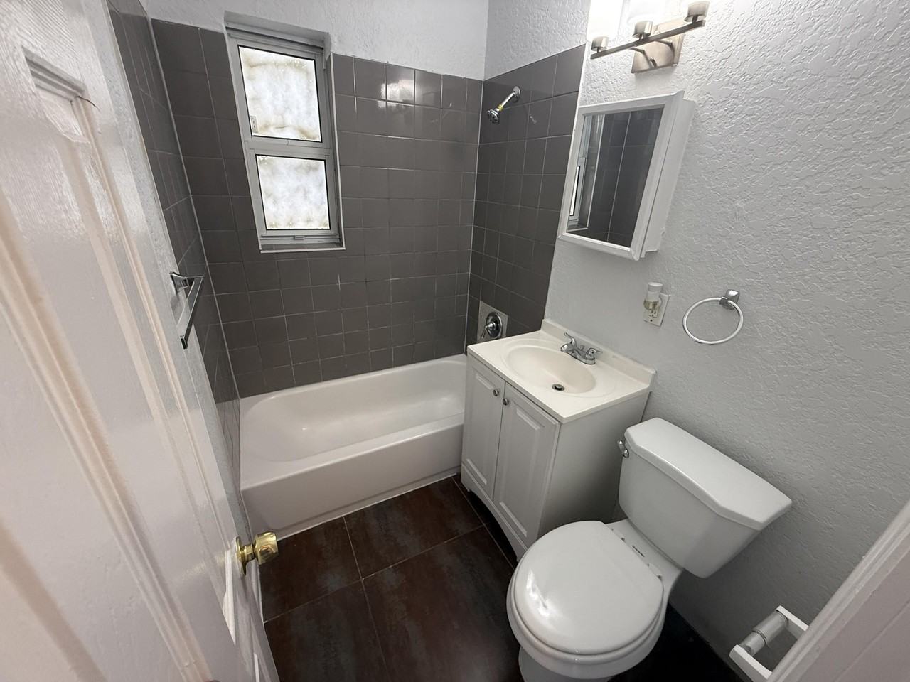1642 Nw 13th Ct