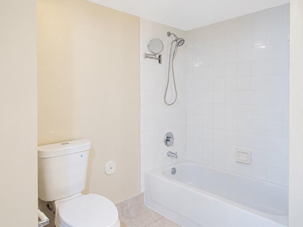 100 Crestwood Ct N #109 - Photo 5 of 21