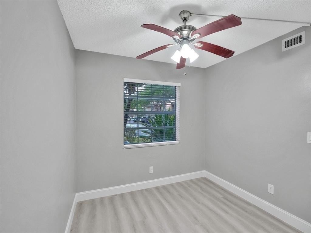 821 Nw 103rd Ave #104 - Photo 7 of 20
