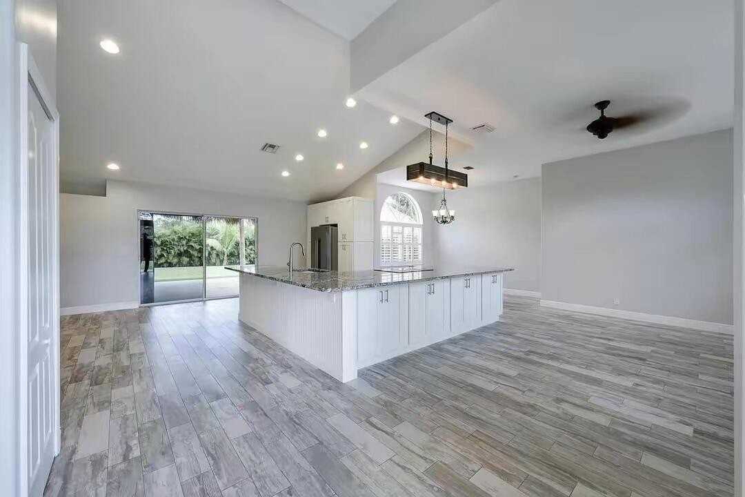 13383 Temple Blvd - Photo 5 of 26