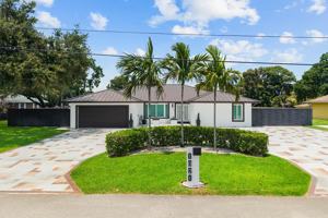 featured image of 1821 Carissa Rd