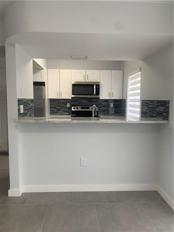 103 Riviera Cir - Photo 4 of 15