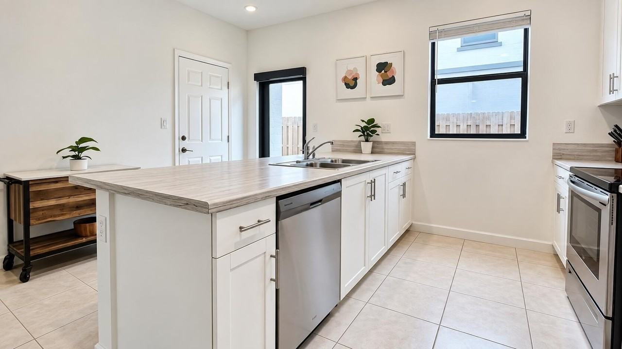 520 Sw 19th Way - Photo 7 of 21