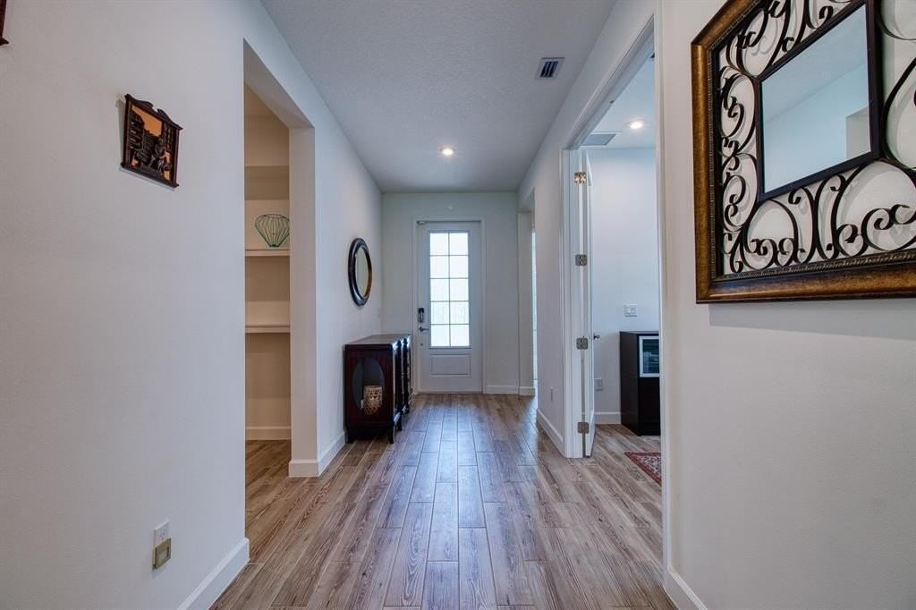10407 Sw Aquila Way - Photo 5 of 50