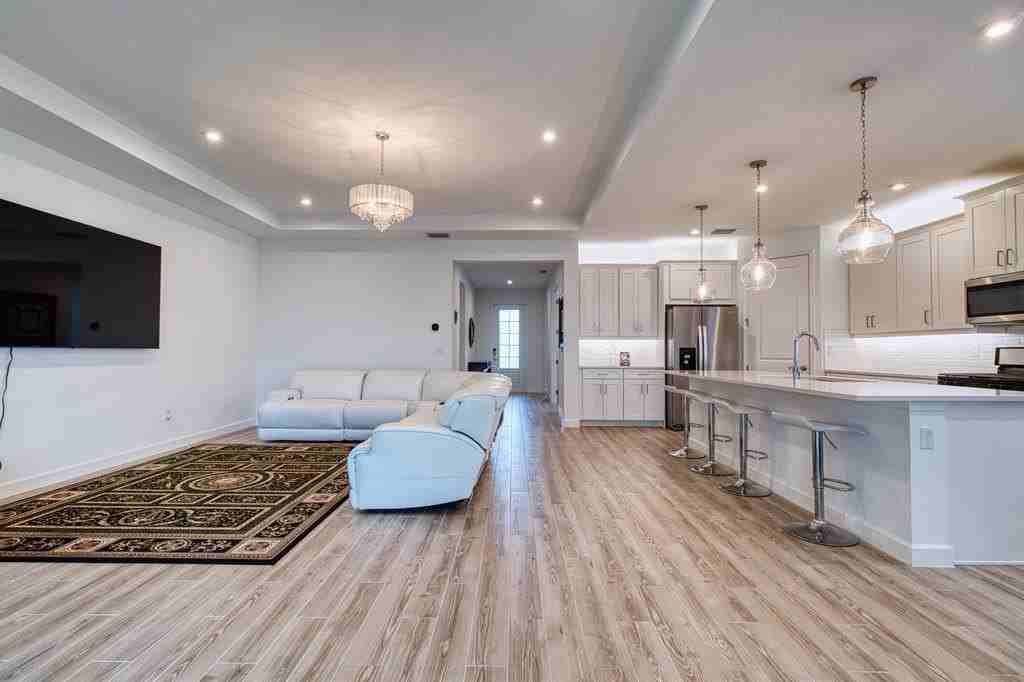 10407 Sw Aquila Way - Photo 6 of 50