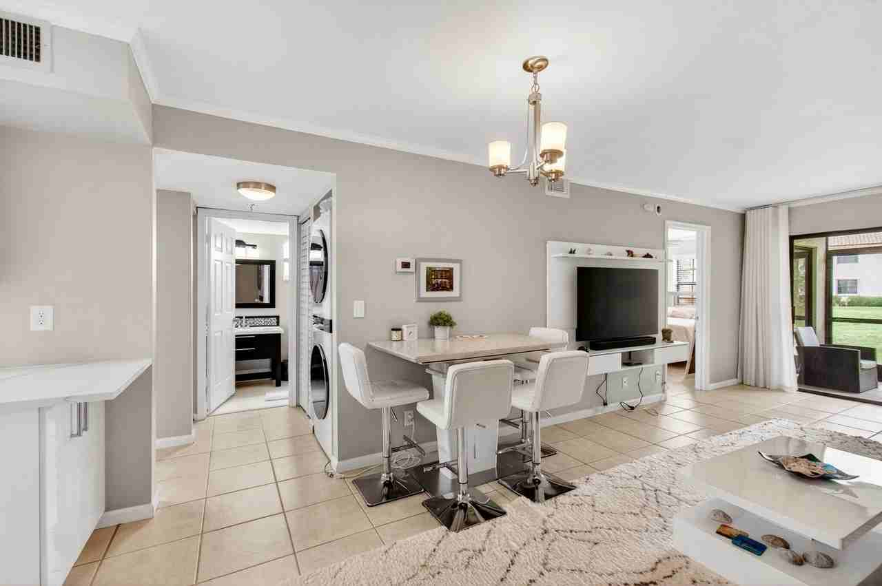321 Norwood Ter #N120 - Photo 5 of 26