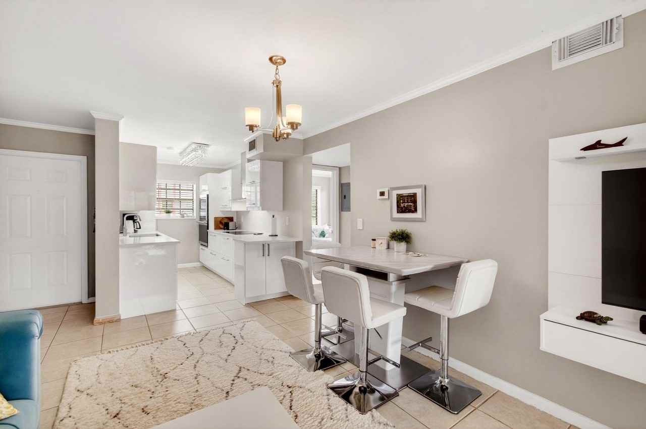 321 Norwood Ter #N120 - Photo 7 of 26