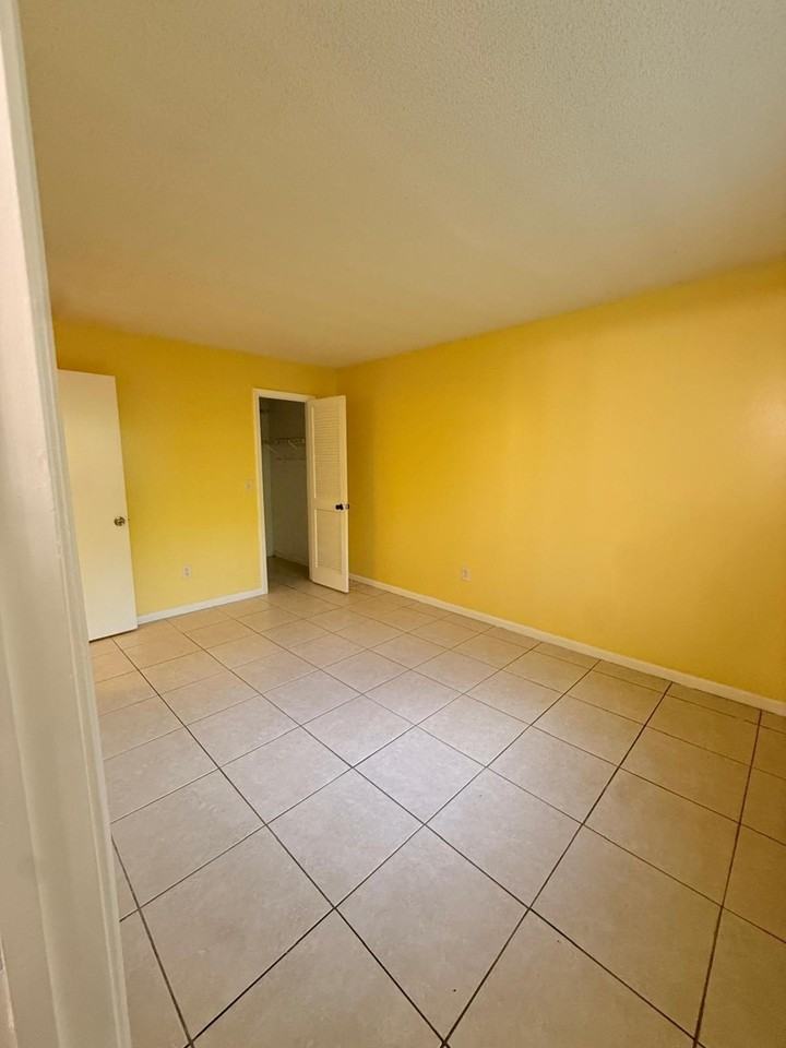 1741 3rd Ave N - Photo 6 of 25