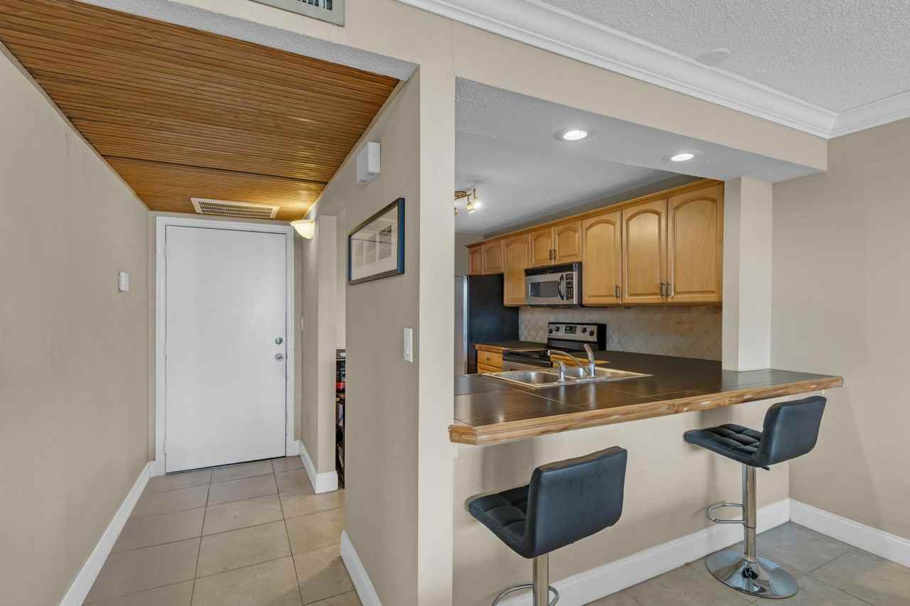 6 Royal Palm Way #307 - Photo 6 of 13