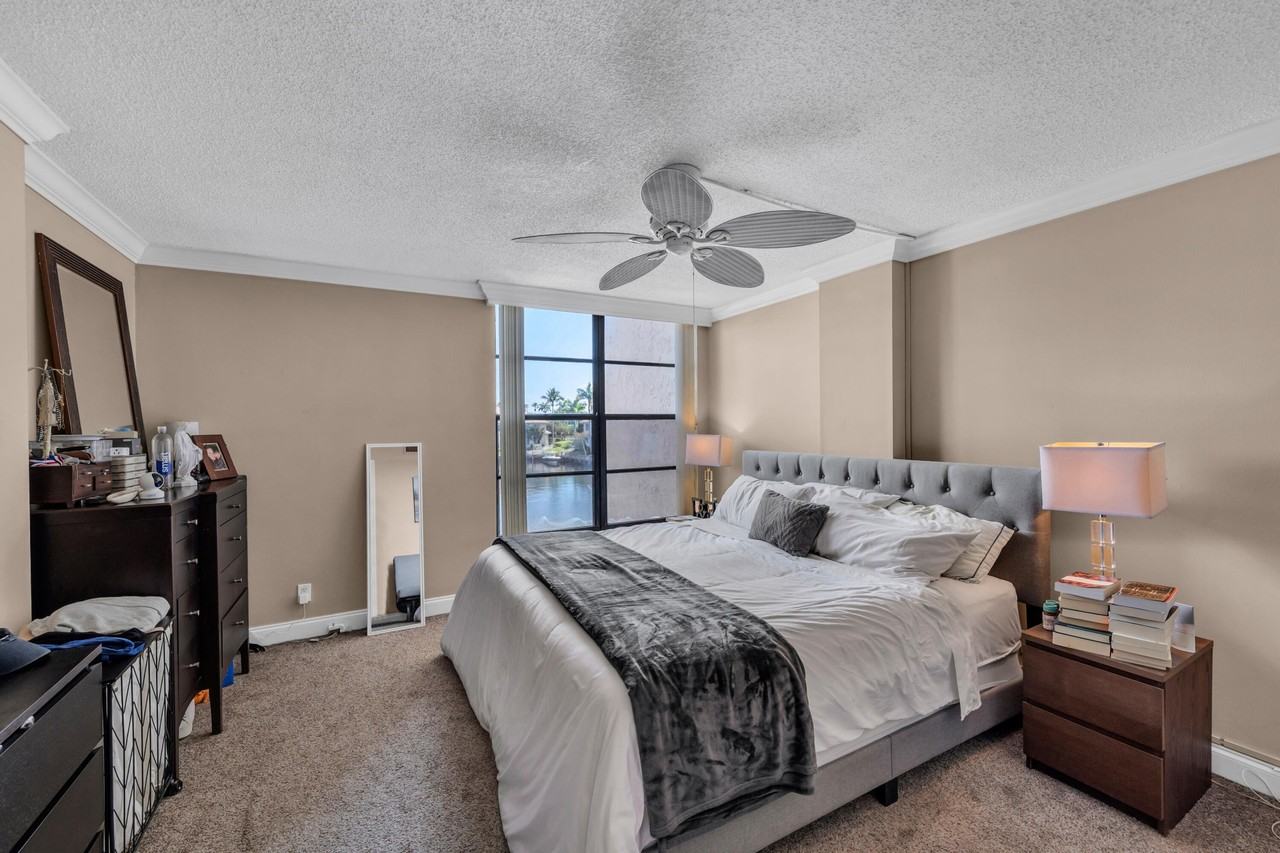 6 Royal Palm Way #307 - Photo 7 of 13