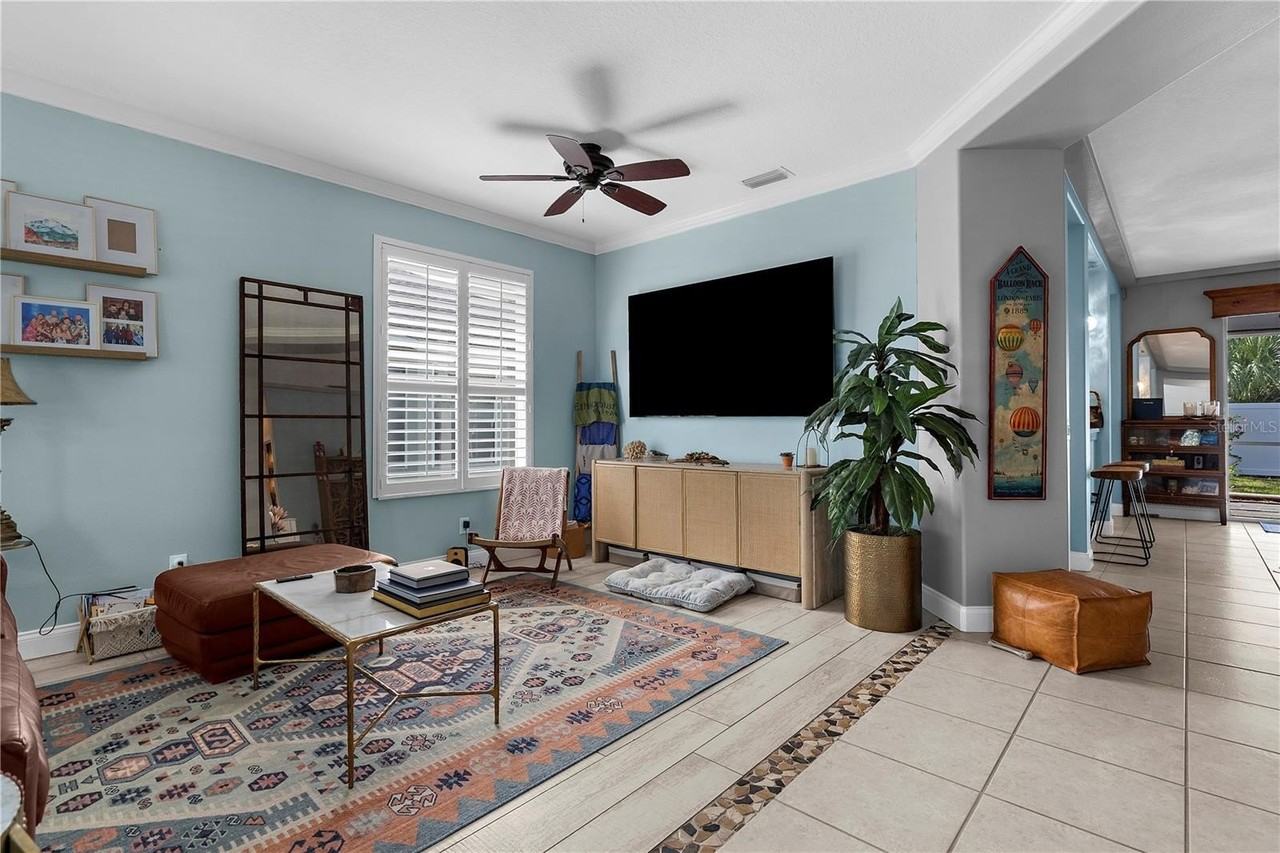 4936 Creekside Trl - Photo 3 of 26