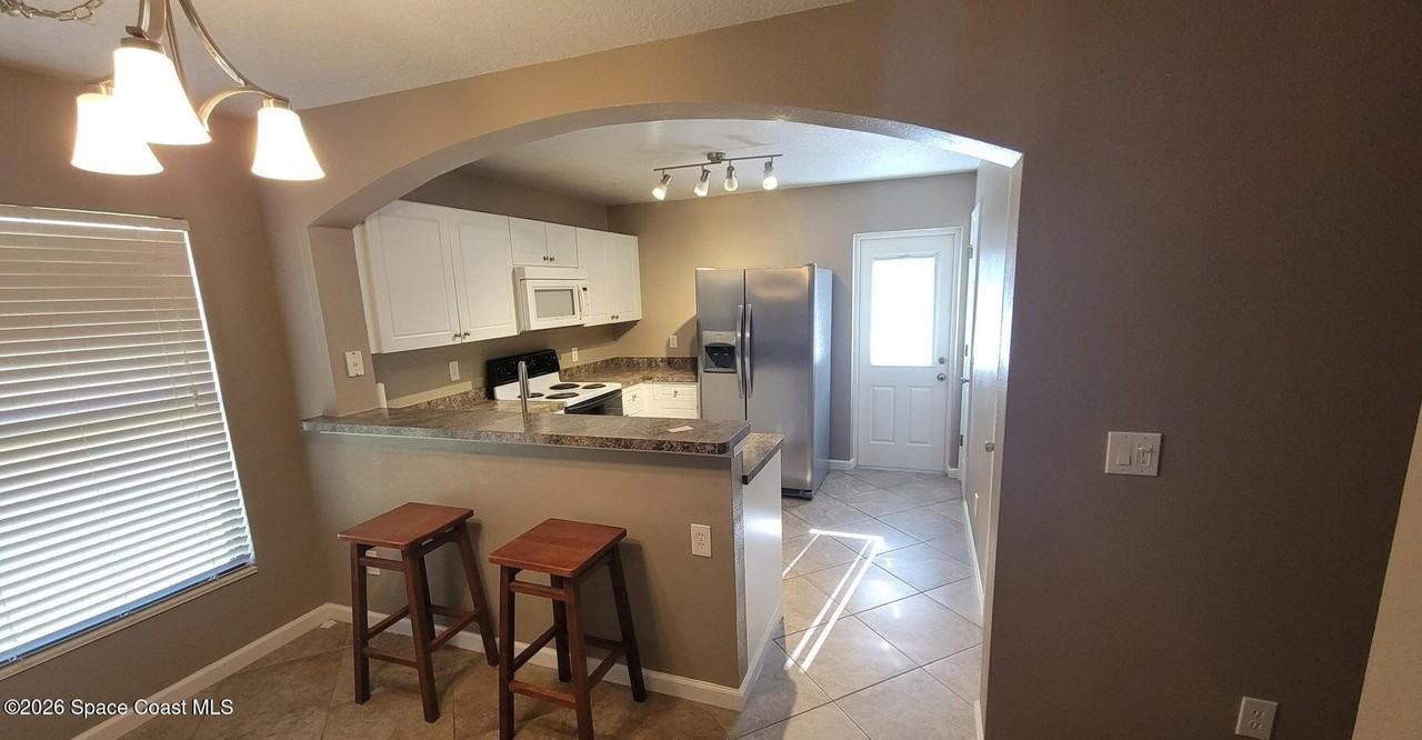 850 Luminary Cir #101 - Photo 4 of 9