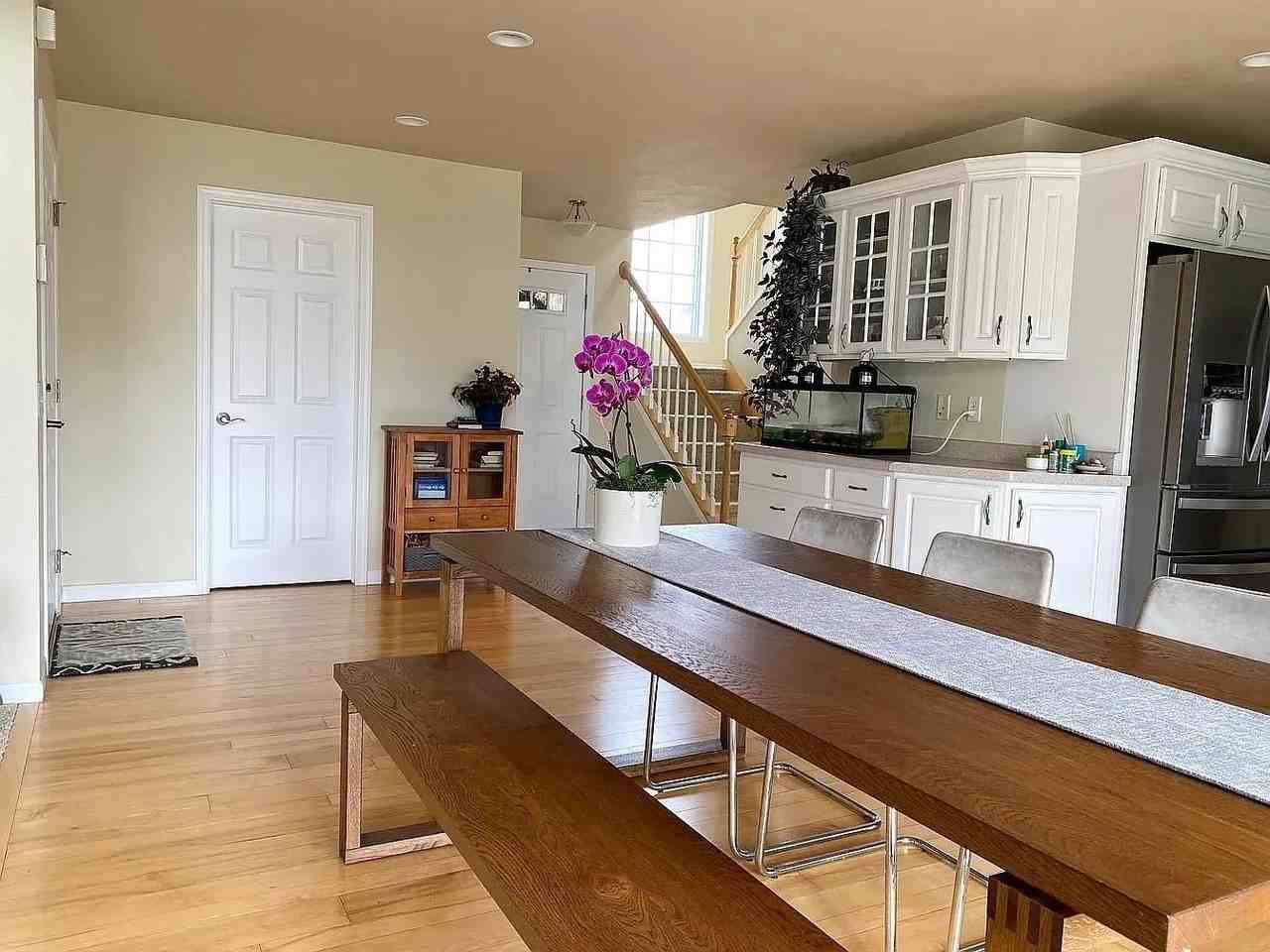 754 Cricket Ln - Photo 4 of 7
