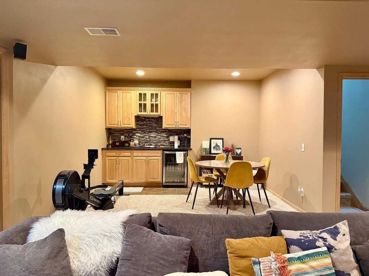 754 Cricket Ln - Photo 6 of 7