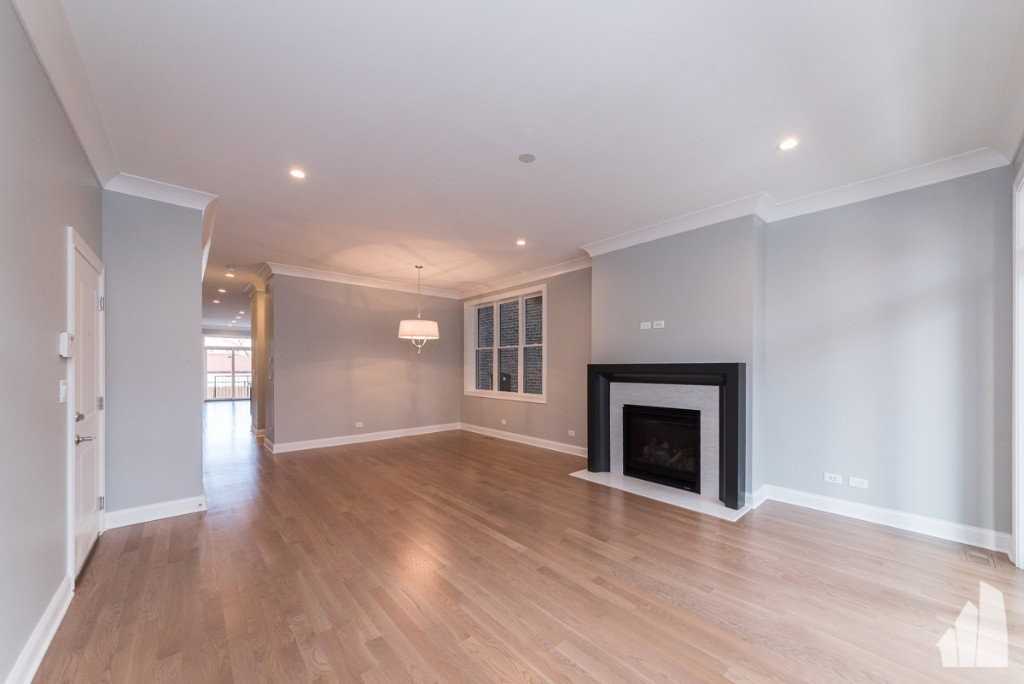 2316 N Southport Ave #003 - Photo 6 of 8
