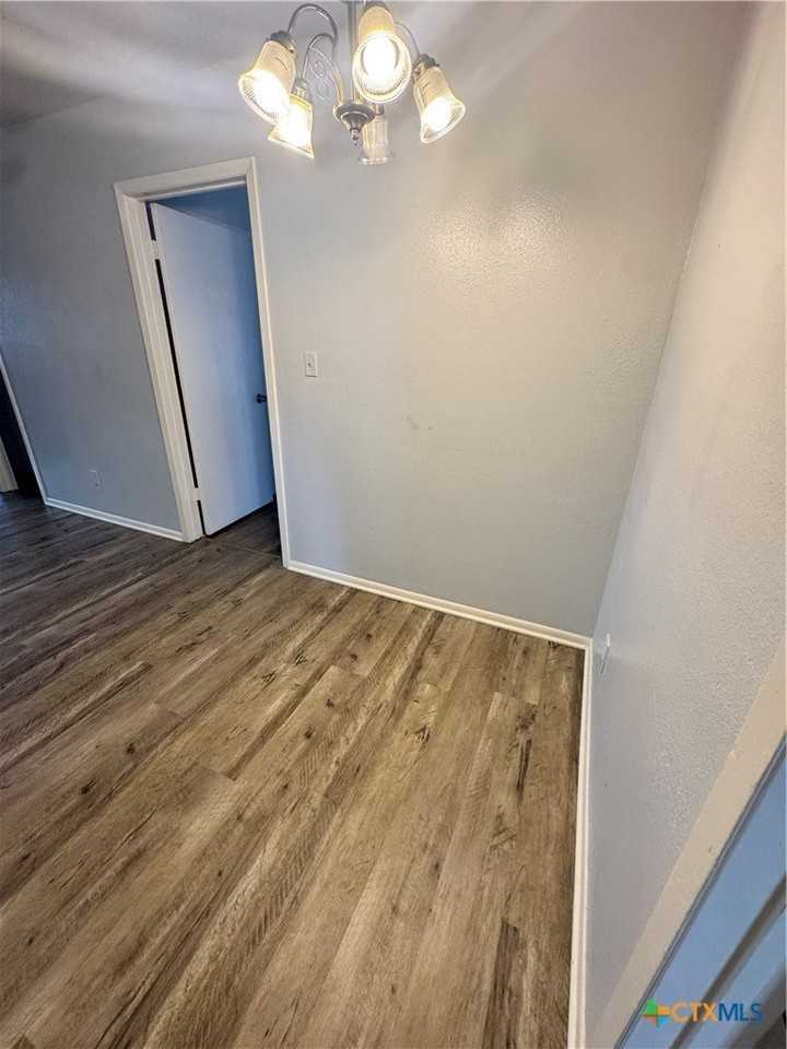 102 Milann St #B - Photo 3 of 11