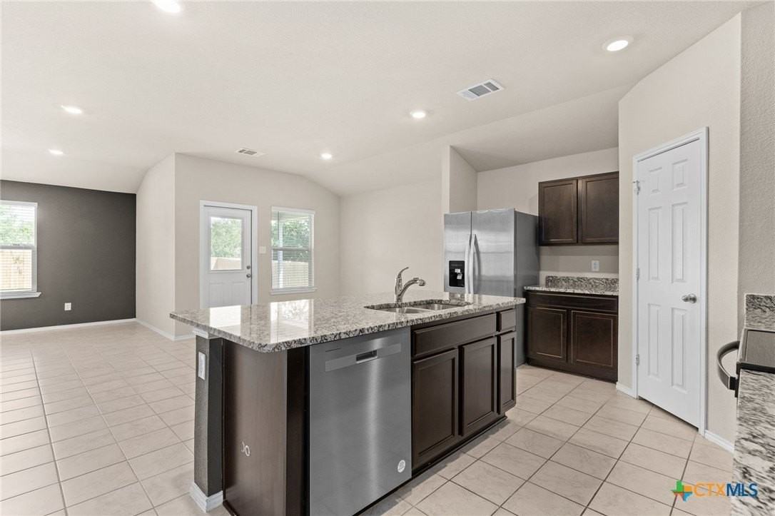 4906 Karen Green Dr - Photo 2 of 16