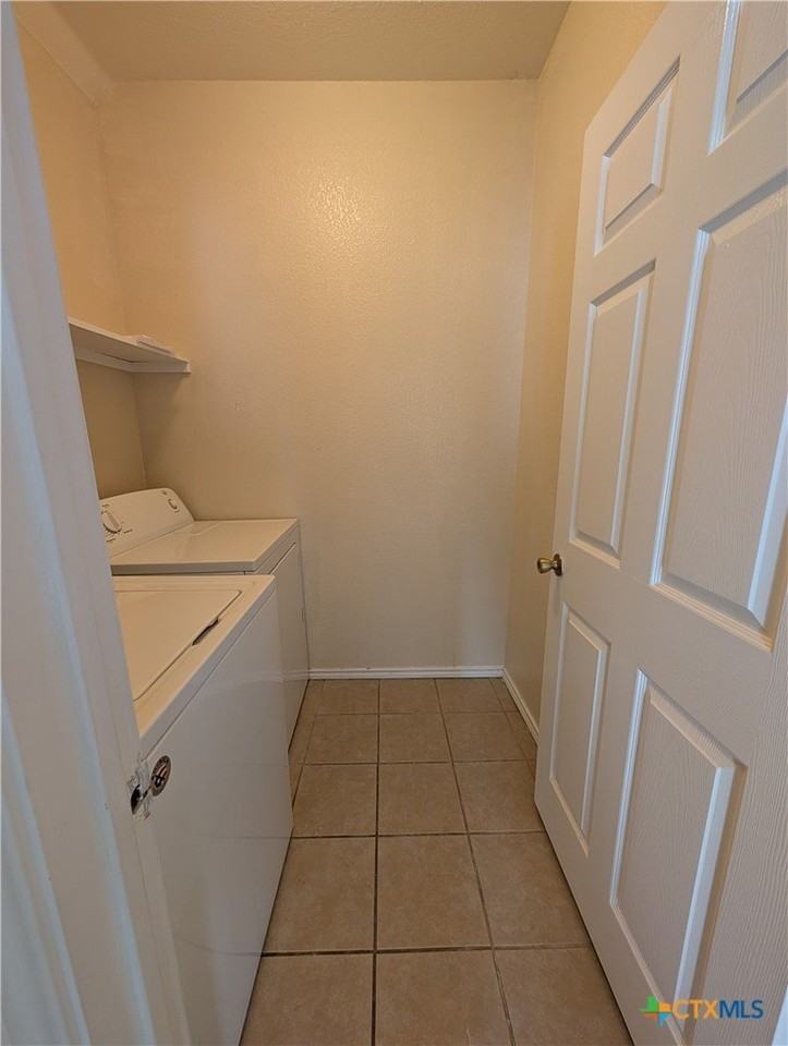 885 Sagewood Trl - Photo 5 of 8