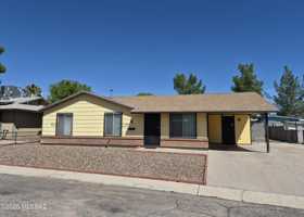 featured image of 2530 W Vereda De Gente