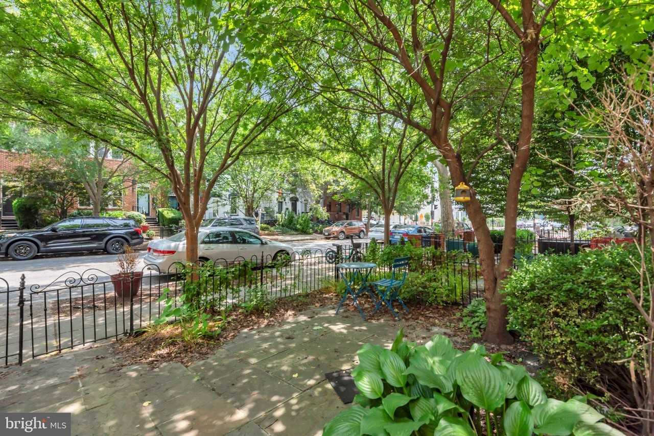 1810 6th St Nw - Photo 5 of 34
