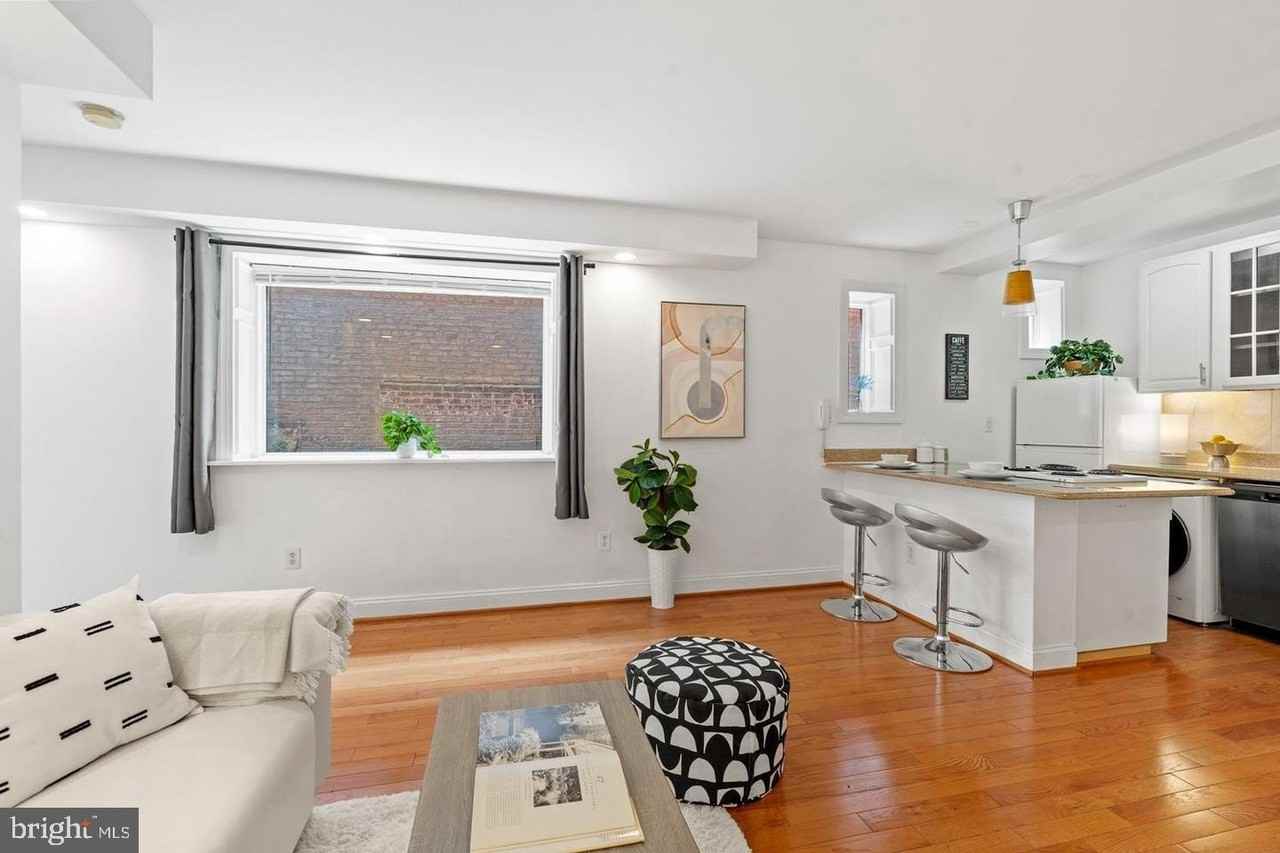 1125 12th St Nw #21 - Photo 5 of 23