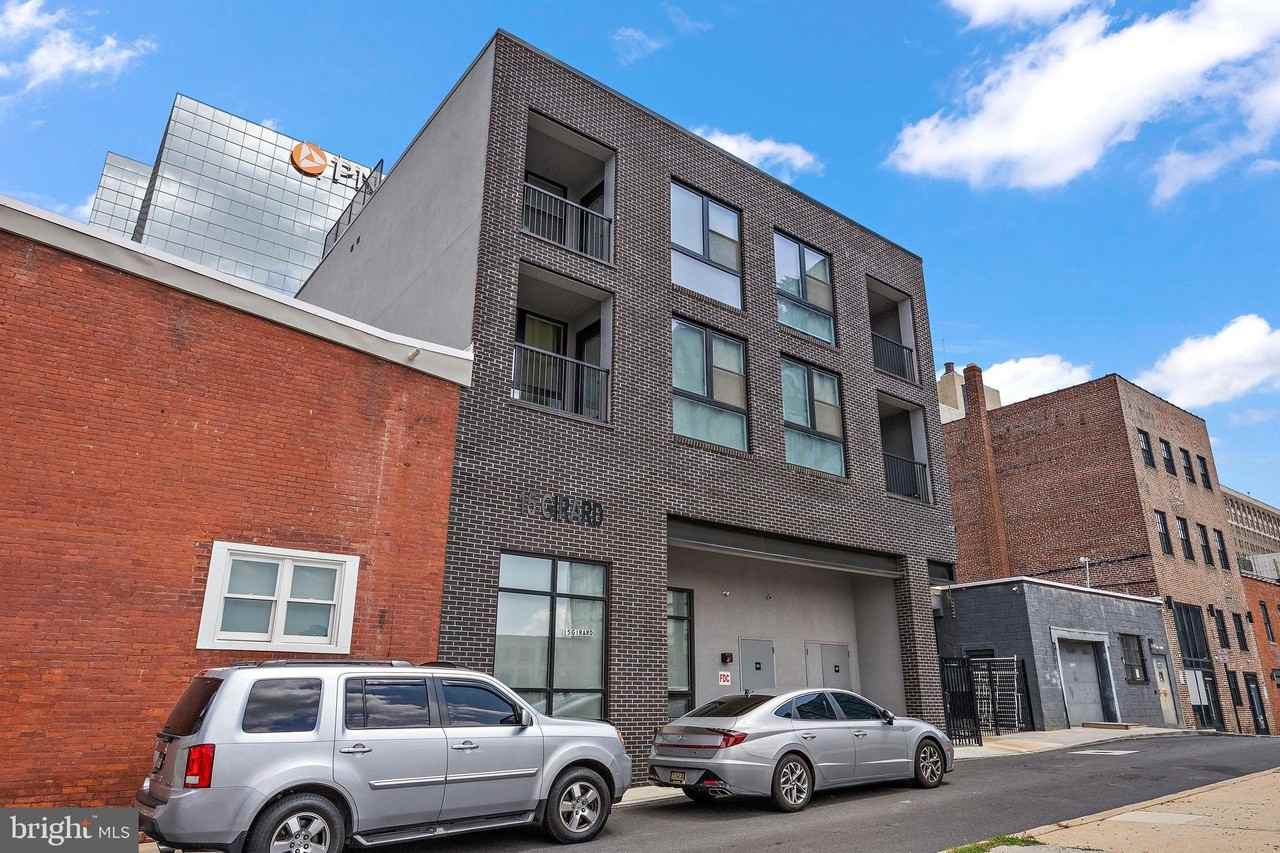 15 W Girard St #203 - Photo 2 of 14
