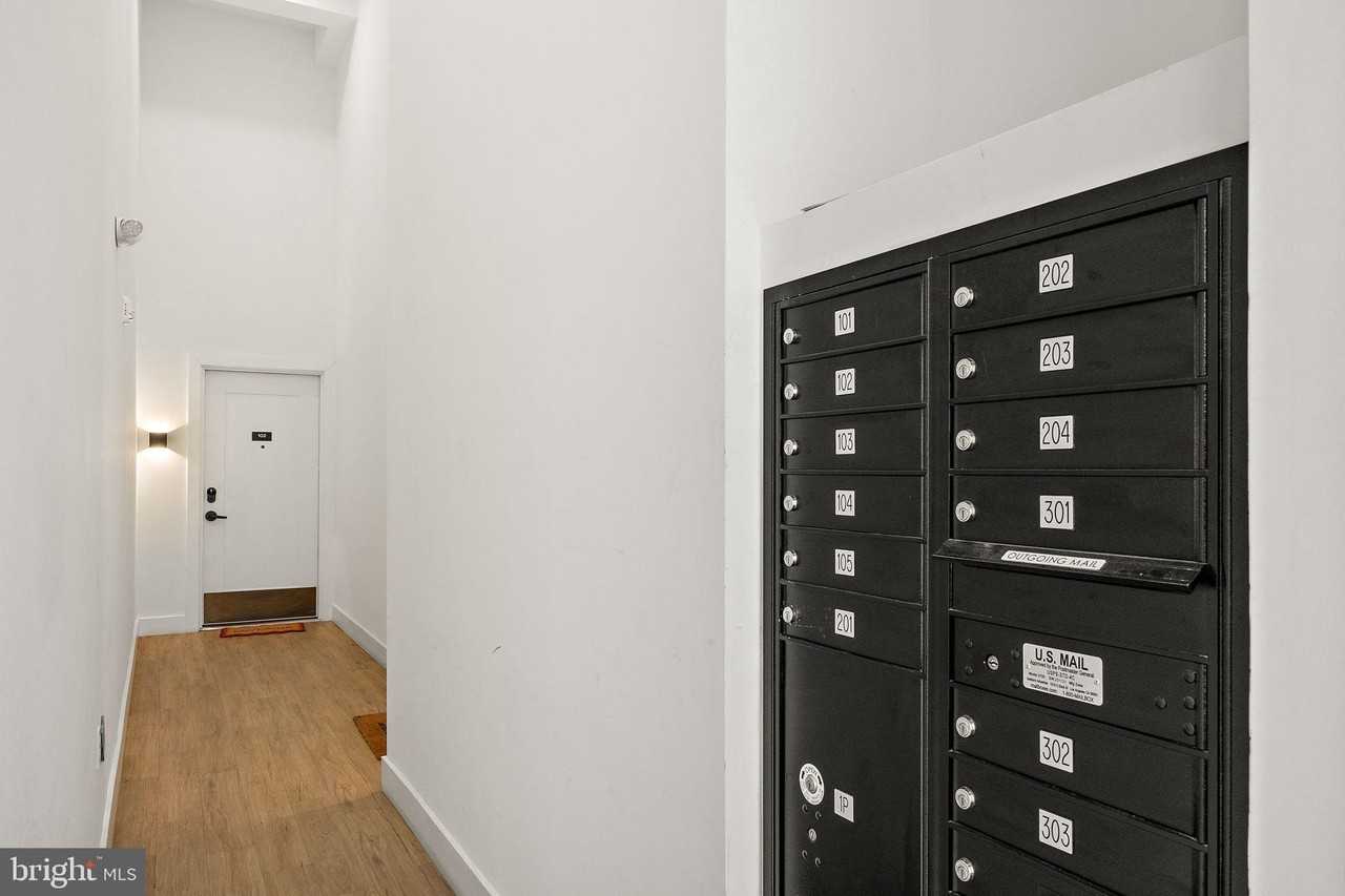15 W Girard St #203 - Photo 5 of 14