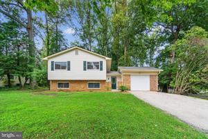 featured image of 100 Oak Dr