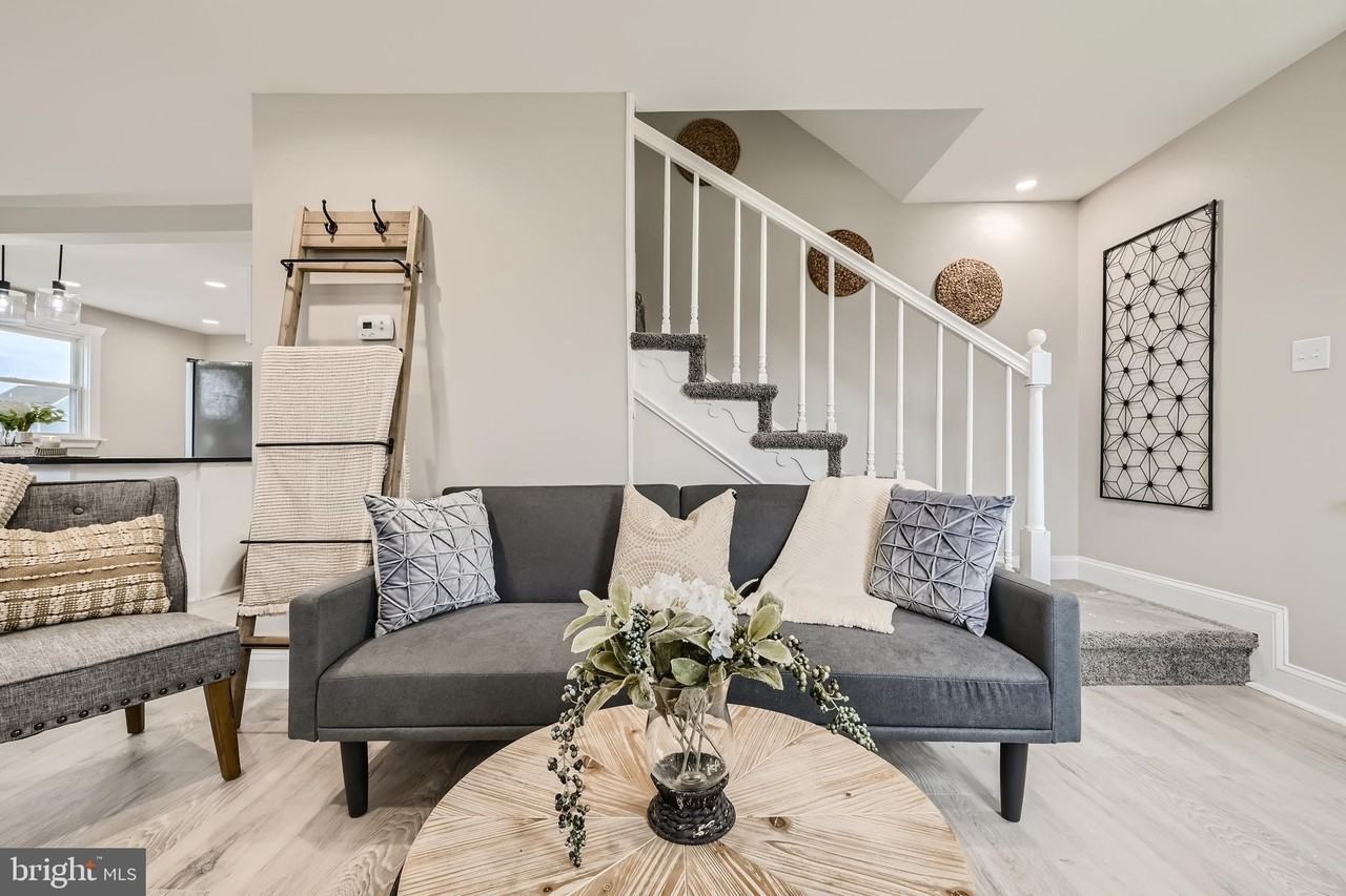 Wise Avenue Ext - Photo 6 of 27