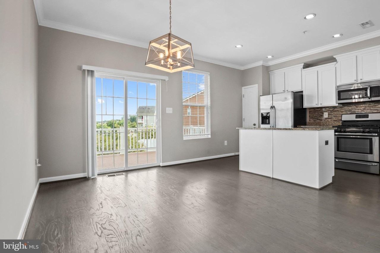 11177 Southport Pl - Photo 7 of 26